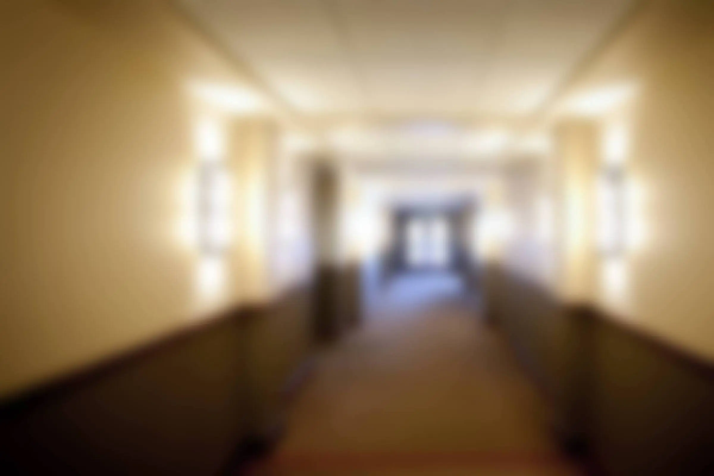 Откройте двери в мир квестов!
